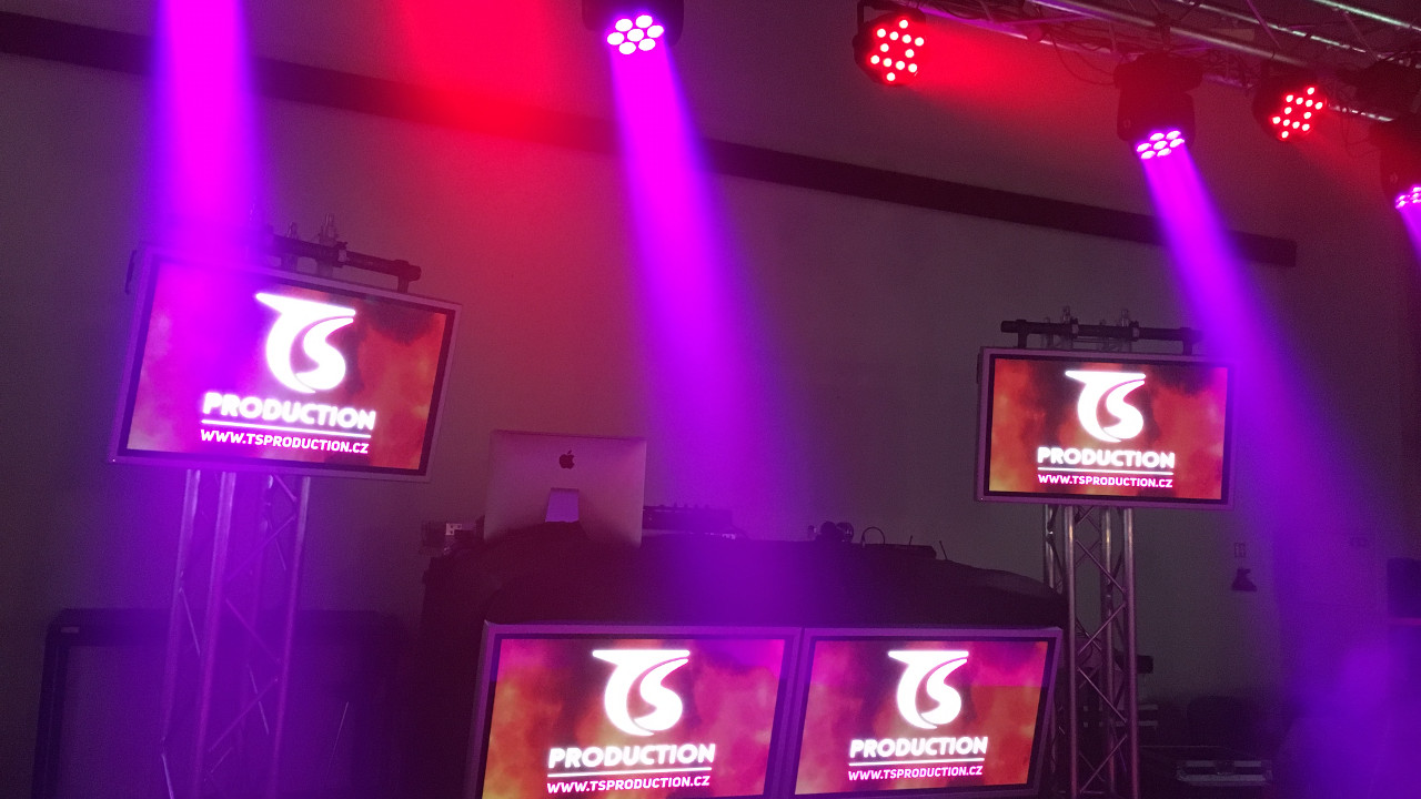 Světla a obrazovky Světla a obrazovky